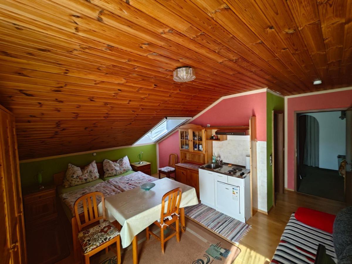 Christis Apartments Eberndorf Bagian luar foto