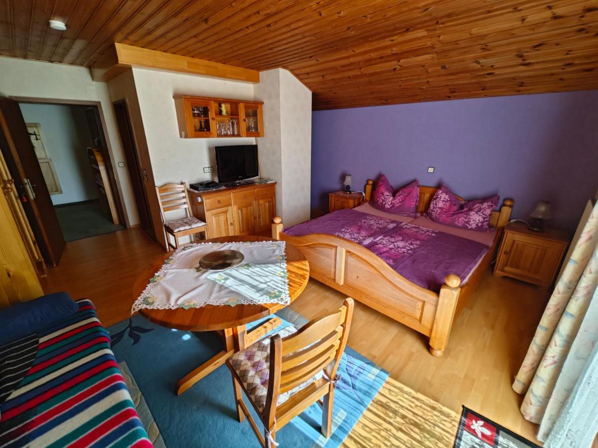 Christis Apartments Eberndorf Bagian luar foto