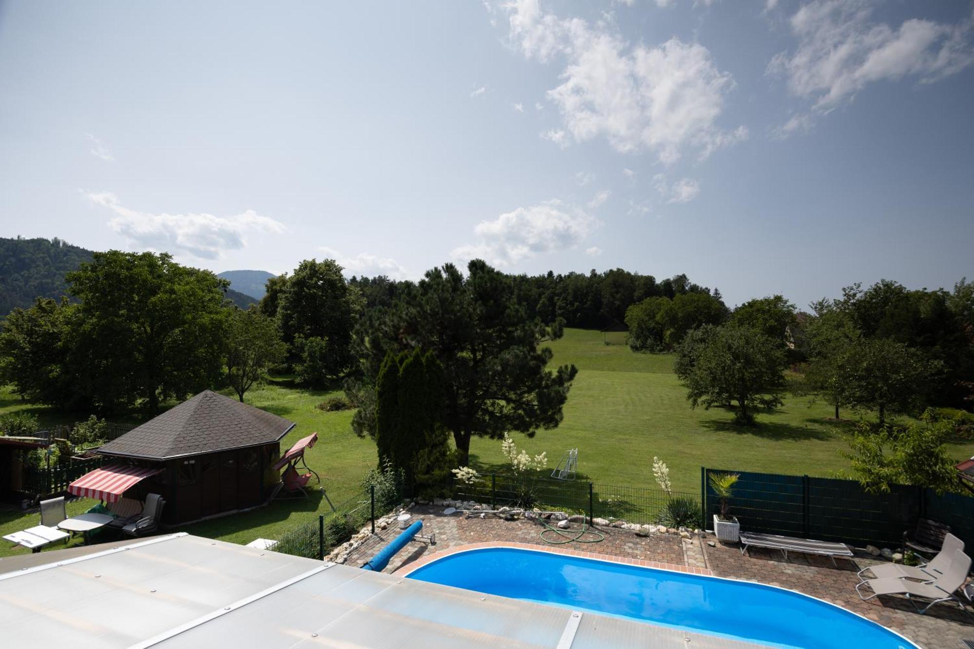 Christis Apartments Eberndorf Bagian luar foto